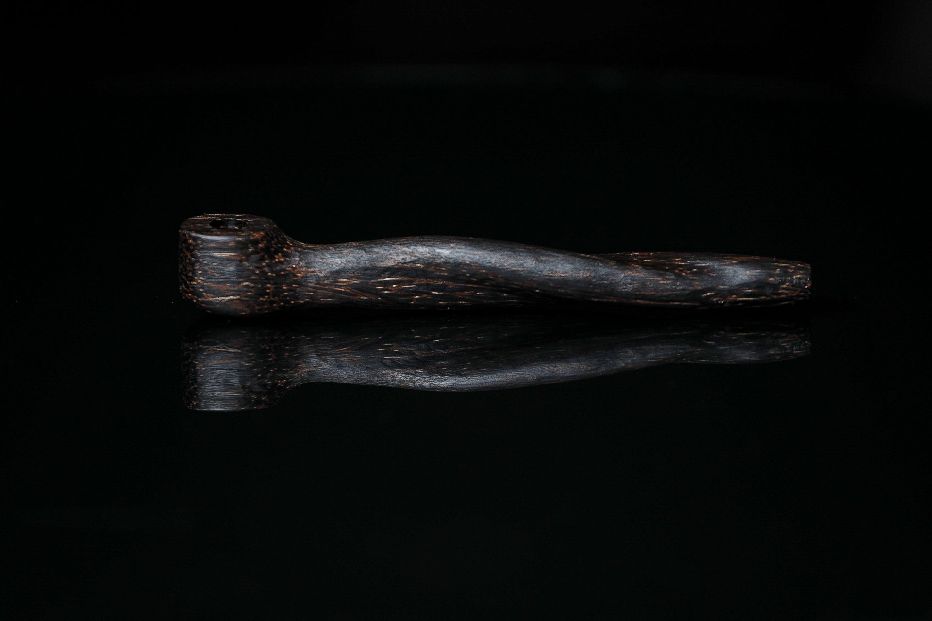 Camouflet Double Helix Right Angle Stem Black Palm Wood